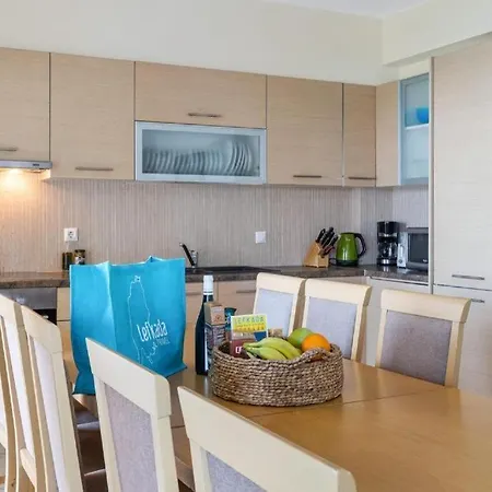 Columba -with A Unique View Apartment